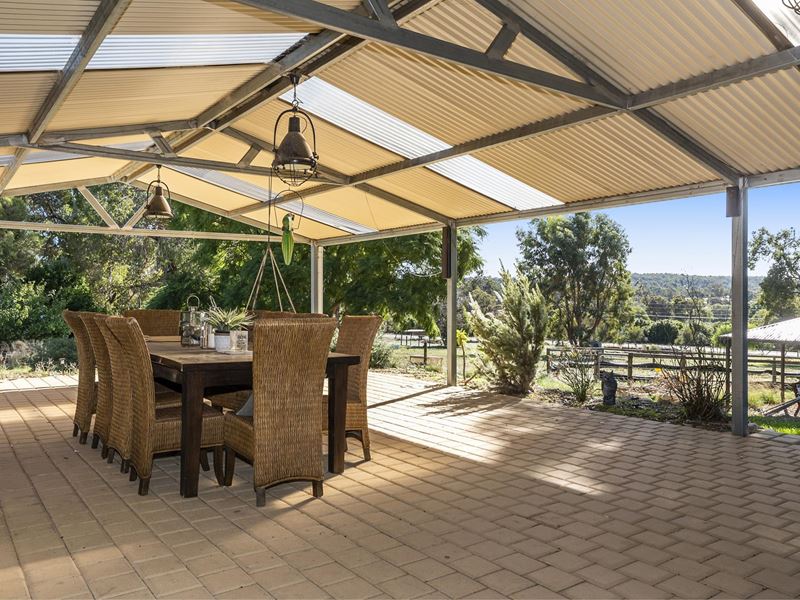 69 Meadowbrook Ramble, Bullsbrook