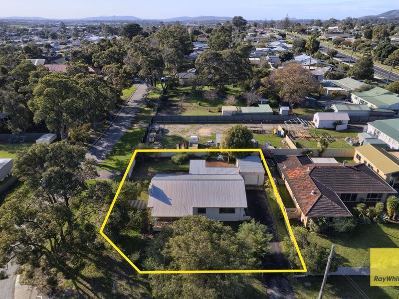 6 Le Grande Avenue, Orana WA 6330