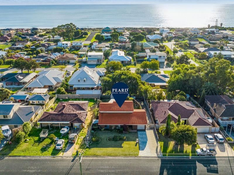 64 Perseus Road, Silver Sands WA 6210