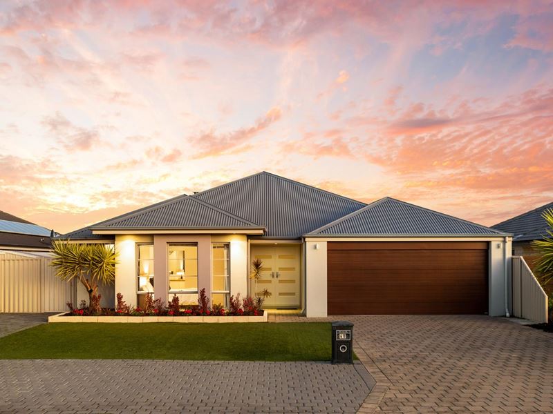 48 Liriope Parkway, Sinagra