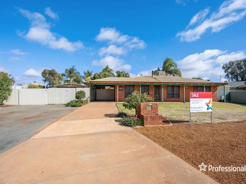 22 Holroyd Way, Boulder