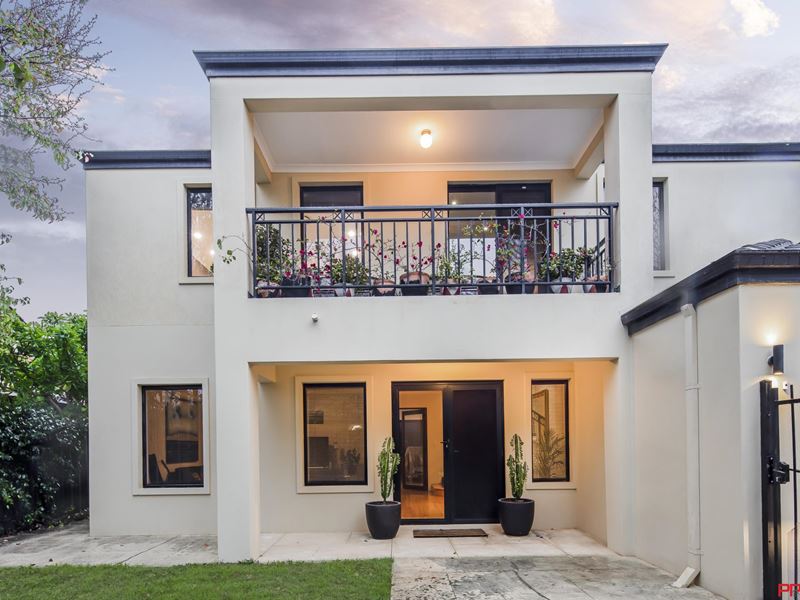 12 Wing Court, Maylands