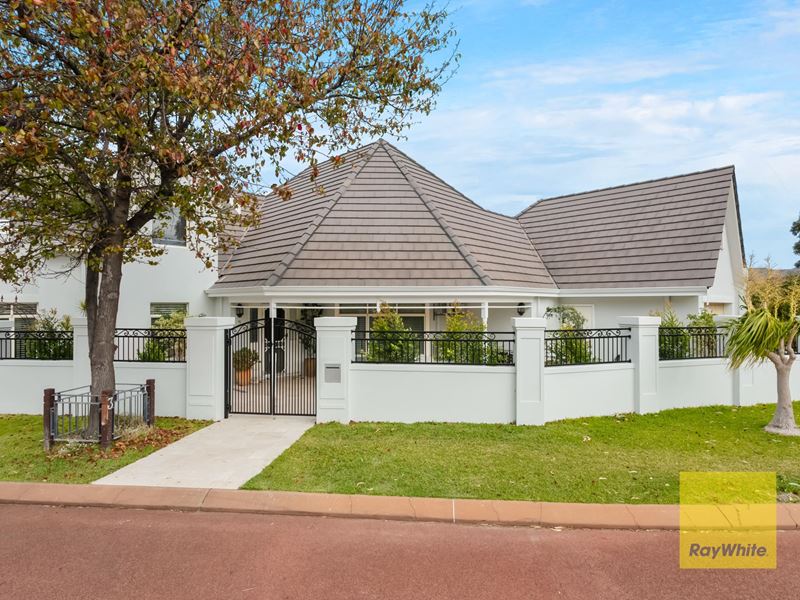 #3 Pethybridge Heights, Mosman Park WA 6012