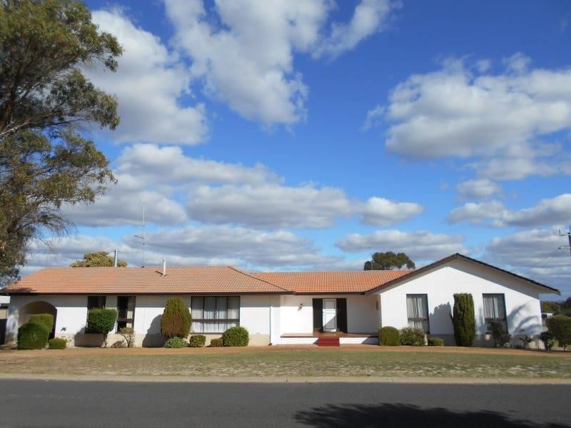 1 Burbidge Way, Katanning