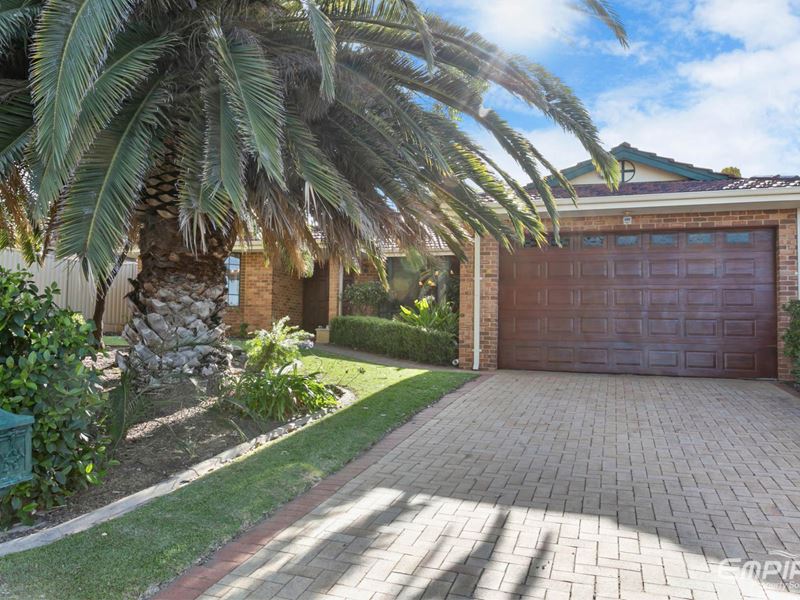 16 Treaty Oak Cove, Bibra Lake