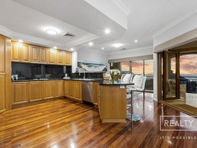 10 Bella Vista, Scarborough WA 6019