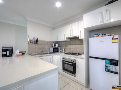 17/148 Wharf Street, Cannington WA 6107