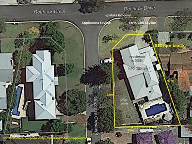 11 Roebuck Drive (cnr Success Crescent), Salter Point WA 6152