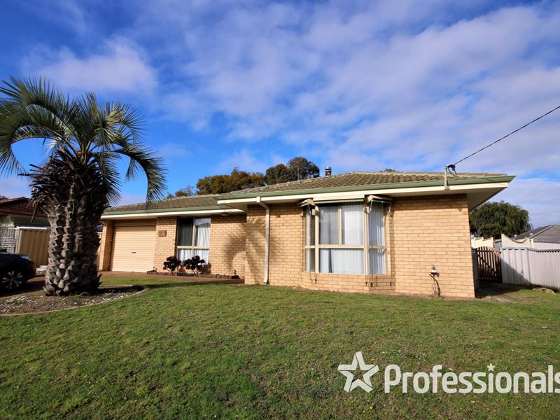 22 Mardo Avenue, Australind WA 6233