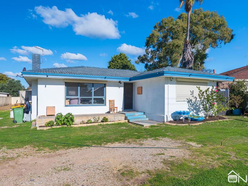 22 Ward Crescent, Kelmscott