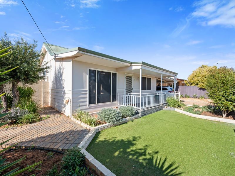 25 Rhodes Street, South Kalgoorlie