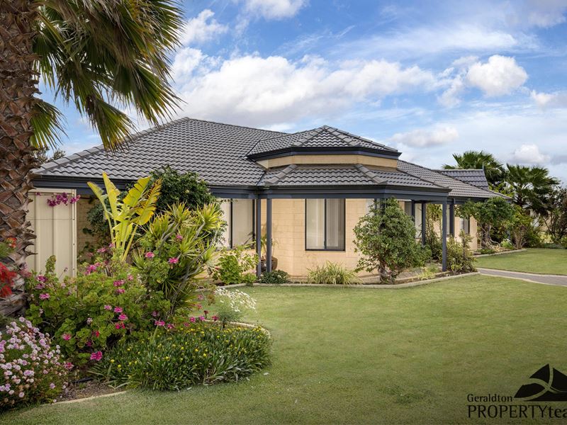 16 Wildwave Bend, Wandina