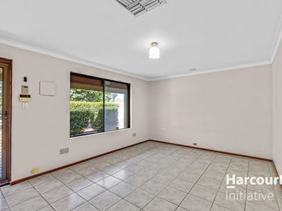 10 Cymosa Place, Mirrabooka WA 6061