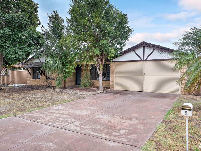 5 Dancy Way, Seville Grove WA 6112