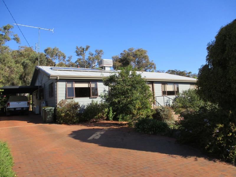 27 Arthur Street, Darkan WA 6392