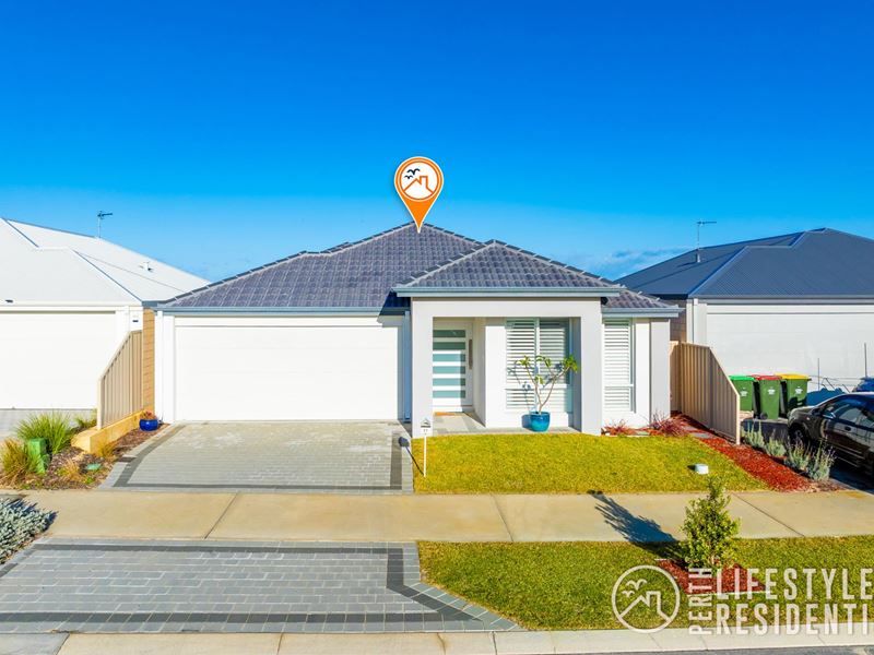 17 Fortescue Boulevard, Two Rocks WA 6037