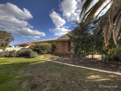 28 Porongurup Drive, Clarkson WA 6030