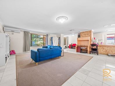 8 McCormack Street, Armadale WA 6112