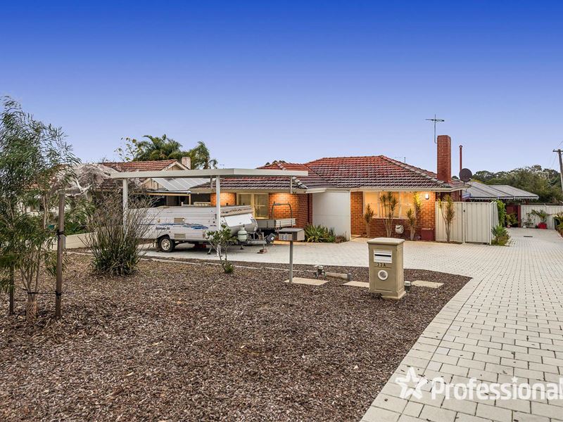 33 Maitland Road, Balga WA 6061