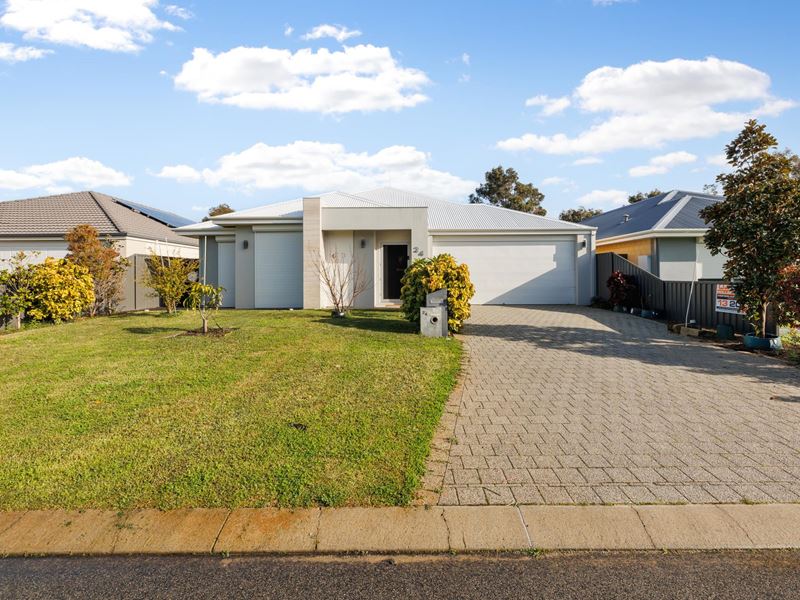 24 Lomond Way, Seville Grove