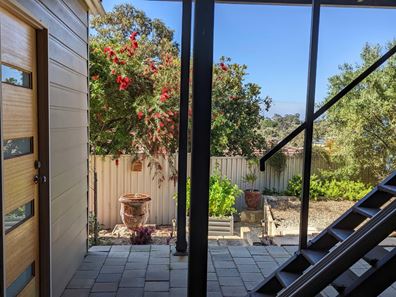 2 Lewis  Place, Withers WA 6230