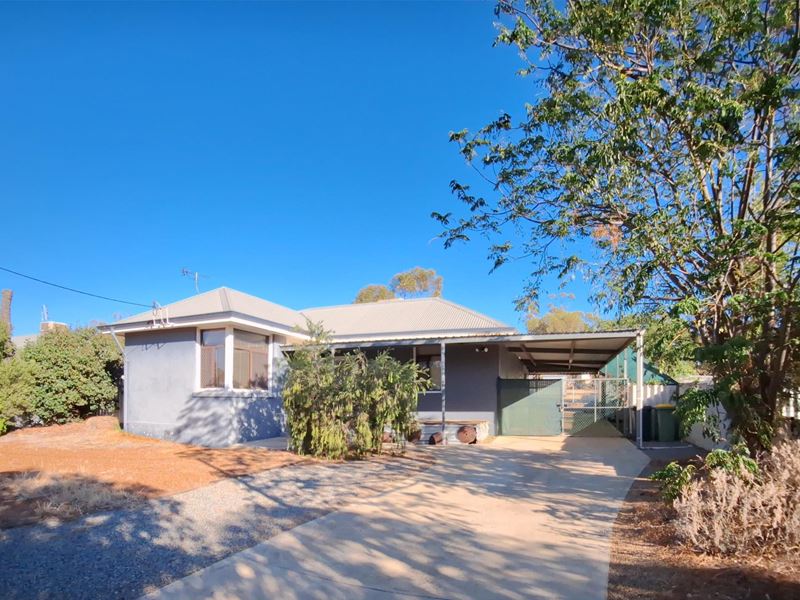 60 Mitchell Street, Cunderdin WA 6407