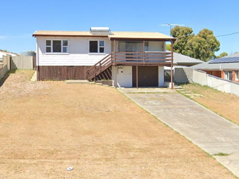 52 Noreena Avenue, Golden Bay
