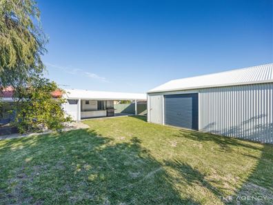 22 Voyage Road, Heathridge WA 6027