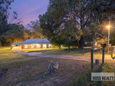 30 Gardiner Drive, Henley Brook WA 6055