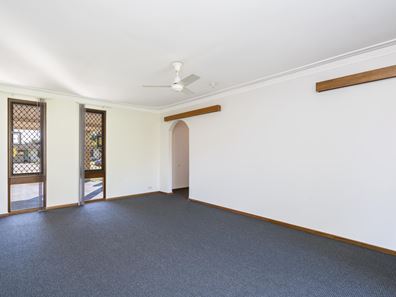 16 Tillingdon Way, Morley WA 6062