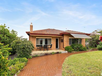 17 Tredale Avenue, Mount Richon WA 6112