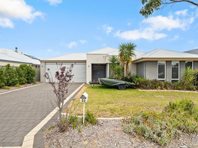 11 Fenians Pass, South Yunderup WA 6208