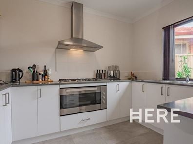 3 Kerry Place, Hamilton Hill WA 6163