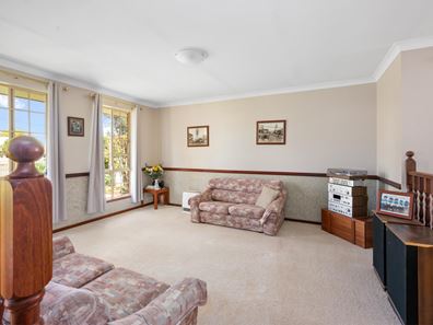 90 Lyall Street, Lamington WA 6430