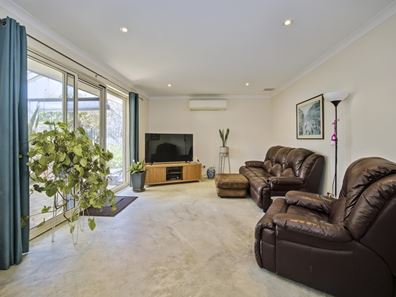 8/146 St Andrews Drive, Yanchep WA 6035