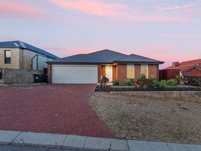 16 Boranup Avenue, Clarkson WA 6030