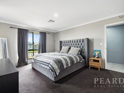 19 Barnea Road, Jindalee WA 6036