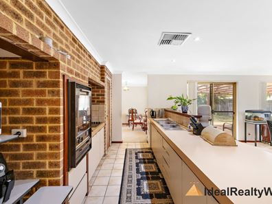 25 Hawford Way, Willetton WA 6155