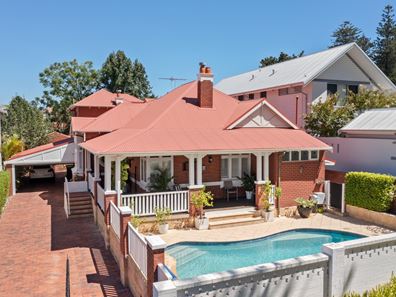 35 Pearse Street, Cottesloe WA 6011