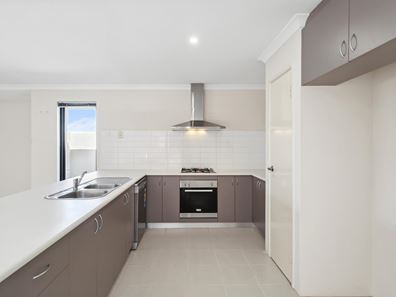60 Delapre Drive, Ellenbrook WA 6069