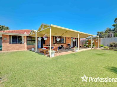 46 Murdoch Road, Thornlie WA 6108
