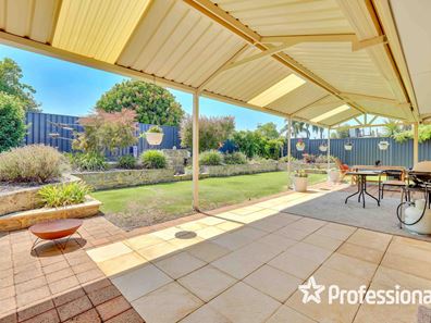 46 Murdoch Road, Thornlie WA 6108