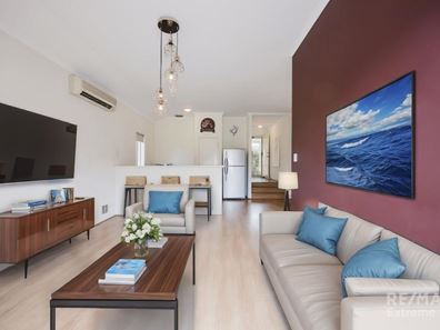 6/4 Wittenoom Road, High Wycombe WA 6057