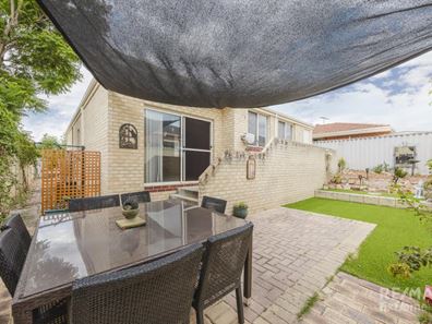 6/4 Wittenoom Road, High Wycombe WA 6057
