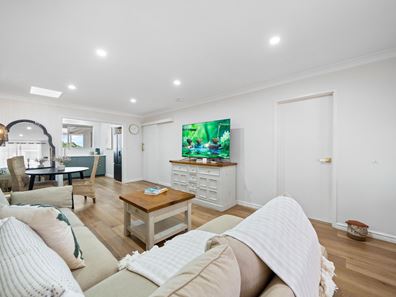 158B Cordelia Avenue, Coolbellup WA 6163