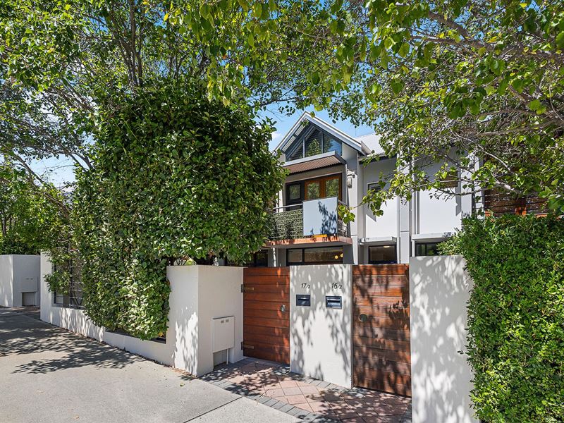 17/2 Quintilian Road, Mount Claremont