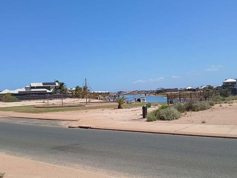 39 Madaffari Drive, Exmouth WA 6707