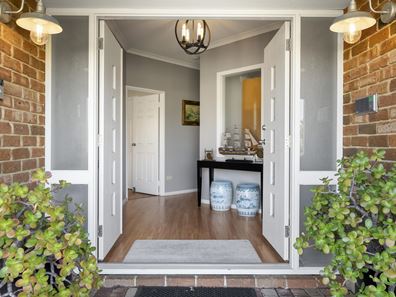 77 Bayport Circuit, Mindarie WA 6030
