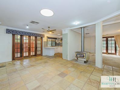 3 Radborn Street, Greenmount WA 6056