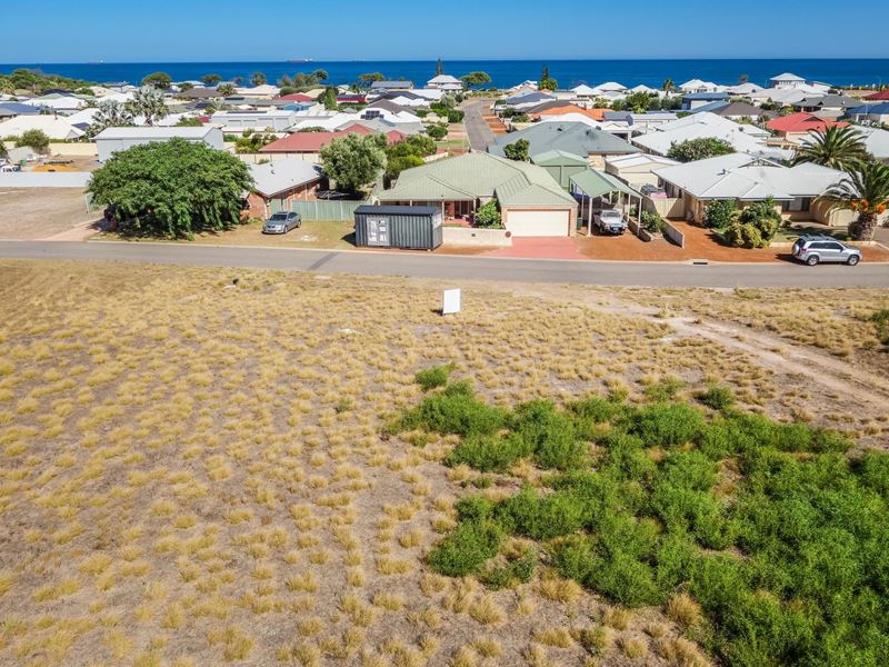 35 Quayside Vista, Drummond Cove WA 6532